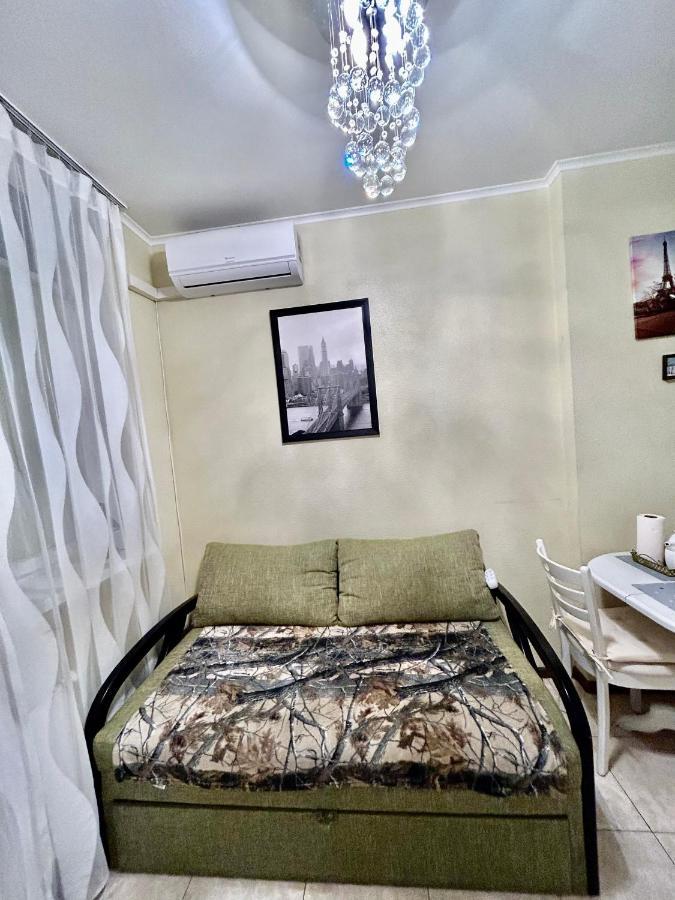 1 Поверх Ж К Паркові Озера Метро Дарниця Apartman Kijev Kültér fotó